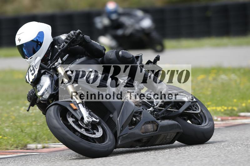 /37 28.07.2025 Dunlop Ride und Test Day ADR/Trackday Erfahren gelb Trackday schnell  rot/79